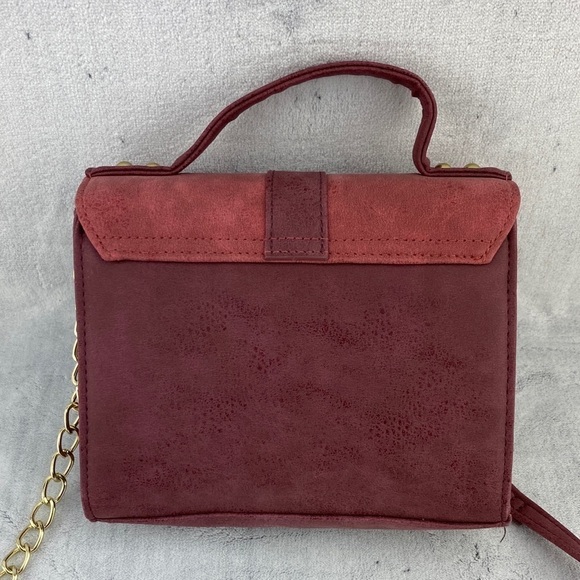 Stila Coral Faux Suede Cross Body Purse Flip Cover Stiff Boxy Shape - Picture 5 of 11